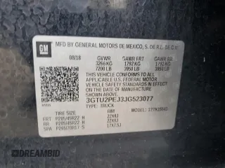 2018 GMC Sierra 1500 Denali z VIN 3GTU2PEJ3JG523077, wystawiony jako Copart lot #72094704 z przebiegiem 117 756 mil mil oraz Szkoda całkowita • Salvage title. Historia ofert i sprzedaży dostępna na DreamBid. Obrazek 14.