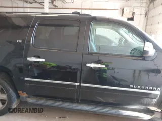 2012 Chevrolet Suburban LTZ with VIN 1GNSKKE79CR152533, listed as a IAAI auction lot 42191961 with 175,618 mi miles. Bid and sale history available at carsss.com. Image 13.