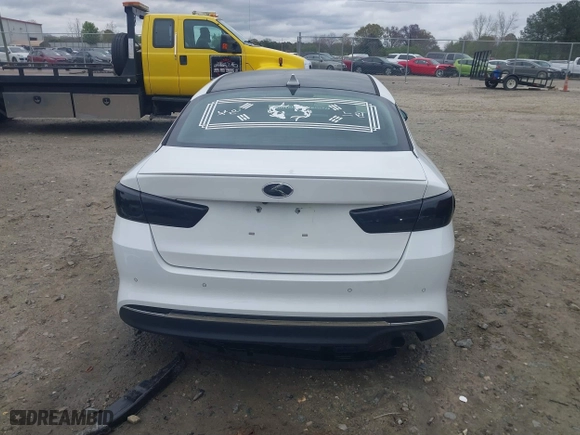 2018 Kia Optima S with VIN 5XXGT4L32JG241187, listed as a IAAI auction lot 41869628 with 88,038 mi miles. Bid and sale history available at carsss.com. Image 17.