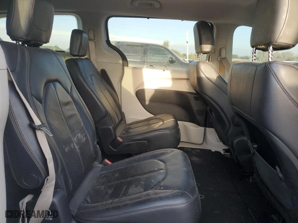 2018 Chrysler Pacifica Touring L with VIN 2C4RC1BG0JR211771, listed as a Copart auction lot 72124654 with NaN miles and Salvage Title. Bid and sale history available at carsss.com. Image 11.