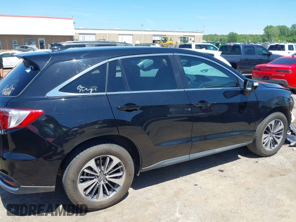 2017 Acura RDX Advance z VIN 5J8TB4H70HL031583, wystawiony jako IAAI lot #42082929 z przebiegiem 125 540 mil mil oraz . Historia ofert i sprzedaży dostępna na DreamBid. Obrazek 14.