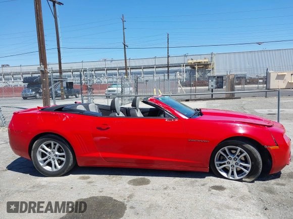 2013 Chevrolet Camaro LT z VIN 2G1FB3D34D9104778, wystawiony jako IAAI lot #42229416 z przebiegiem 99 123 mil mil oraz . Historia ofert i sprzedaży dostępna na DreamBid. Obrazek 14.