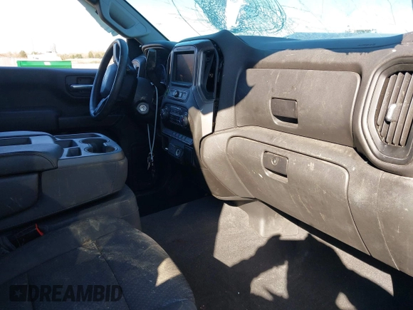 2020 Chevrolet Silverado 1500 Custom with VIN 3GCPWBEH2LG110720, listed as a IAAI auction lot 41226728 with 88,960 mi miles. Bid and sale history available at carsss.com. Image 5.