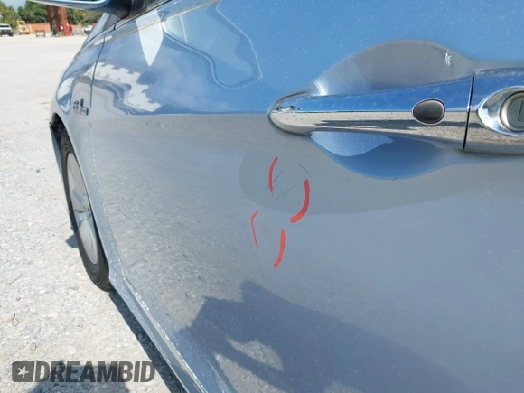 2013 Hyundai Sonata with VIN KMHEC4A40DA088095, listed as a IAAI auction lot 42195960 with 195,031 mi miles and . Bid and sale history available at carsss.com. Image 6.