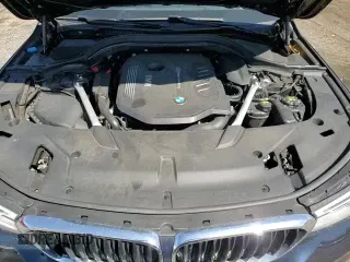 2019 BMW 6 Series 640i xDrive z VIN WBAJV6C56KBK08937, wystawiony jako Copart lot #50201275 z przebiegiem 9 000 mil mil oraz Szkoda całkowita • Salvage title. Historia ofert i sprzedaży dostępna na DreamBid. Obrazek 13.
