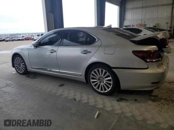 2013 Lexus LS 460 with VIN JTHCL5EF0D5018682, listed as a Copart auction lot 55614405 with 138,319 mi miles and Salvage title. Bid and sale history available at DreamBid. Image 2.