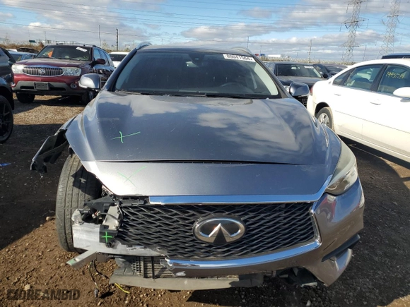 2019 Infiniti QX30 ESSENTIAL with VIN SJKCH5CP9KA008569, listed as a Copart auction lot 80041564 with 98,333 mi miles and Salvage Title. Bid and sale history available at carsss.com. Image 5.