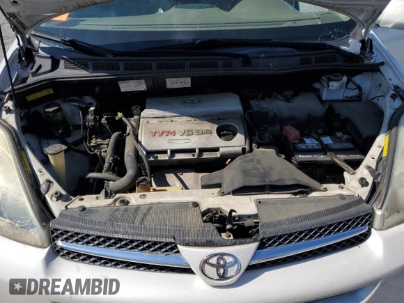 2004 Toyota Sienna XLE with VIN 5TDZA22C44S192307, listed as a Copart auction lot 56350235 with 240,288 mi miles and Clean Title. Bid and sale history available at DreamBid. Image 12.