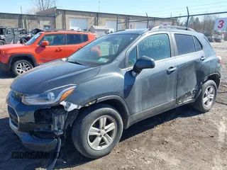 2018 Chevrolet Trax LT with VIN KL7CJPSB9JB644343, listed as a IAAI auction lot 41835550 with 168,296 mi miles. Bid and sale history available at carsss.com. Image 21.