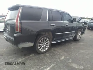 2018 Cadillac Escalade Luxury z VIN 1GYS3BKJ7JR204609, wystawiony jako IAAI lot #40951011 z przebiegiem 79 335 mil mil oraz . Historia ofert i sprzedaży dostępna na DreamBid. Obrazek 4.