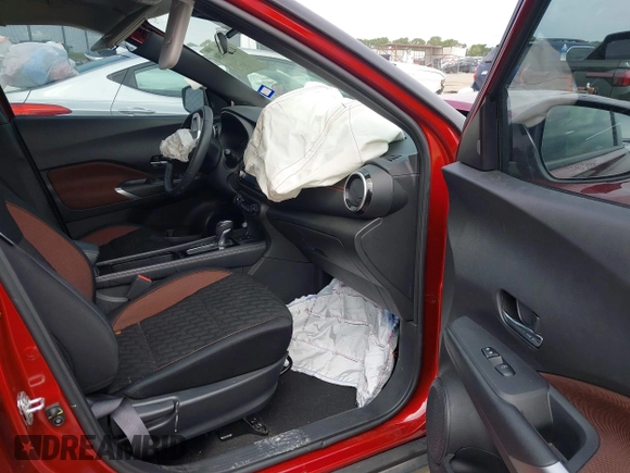 2021 Nissan Kicks SR z VIN 3N1CP5DV4ML565827, wystawiony jako IAAI lot #42369030 z przebiegiem 25 681 mil mil oraz . Historia ofert i sprzedaży dostępna na DreamBid. Obrazek 5.