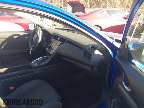 2019 Honda Insight EX with VIN 19XZE4F59KE007669, listed as a IAAI auction lot 41320580 with 163,200 mi miles and . Bid and sale history available at carsss.com. Image 5.
