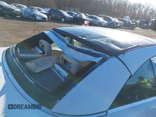 2015 Volkswagen Eos Komfort with VIN WVWBW8AH0FV001011, listed as a IAAI auction lot 41297299 with 81,444 mi miles and . Bid and sale history available at DreamBid. Image 19.