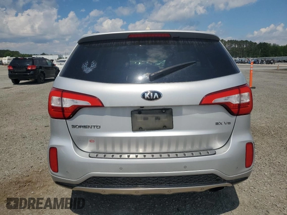 2015 Kia Sorento SX Limited with VIN 5XYKW4A73FG573276, listed as a Copart auction lot 55536625 with 174,610 mi miles and Clean Title. Bid and sale history available at carsss.com. Image 6.