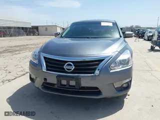 2014 Nissan Altima 2.5 SV with VIN 1N4AL3AP7EC425946, listed as a IAAI auction lot 41712045 with 227,734 mi miles. Bid and sale history available at carsss.com. Image 12.