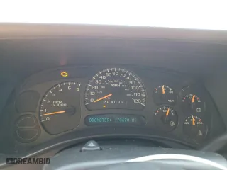 2006 Chevrolet Silverado 1500 LT1 with VIN 2GCEK13TX61150965, listed as a Copart auction lot 52495565 with 170,678 mi miles and Salvage Title. Bid and sale history available at carsss.com. Image 9.
