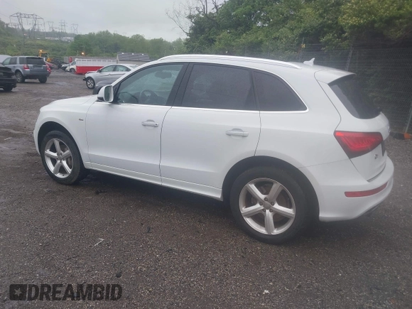 2017 Audi Q5 Premium Plus z VIN WA1M2AFP6HA087716, wystawiony jako IAAI lot #42234713 z przebiegiem 90 939 mil mil oraz . Historia ofert i sprzedaży dostępna na DreamBid. Obrazek 3.