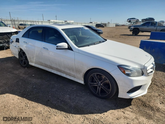 2014 Mercedes-Benz E-Class E 350 Luxury with VIN WDDHF8JB1EB007783, listed as a Copart auction lot 48137785 with 114,605 mi miles and Salvage Title. Bid and sale history available at carsss.com. Image 4.