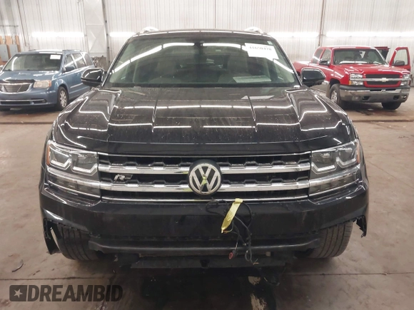 2018 Volkswagen Atlas SEL z VIN 1V2RR2CAXJC548261, wystawiony jako IAAI lot #41650478 z przebiegiem 123 399 mil mil oraz . Historia ofert i sprzedaży dostępna na DreamBid. Obrazek 13.