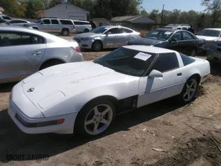 1994 Chevrolet Corvette with VIN 1G1YY22P9R5107851, listed as a IAAI auction lot 42000934 with 87,677 mi miles. Bid and sale history available at carsss.com. Image 17.