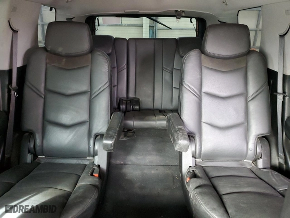 2019 Cadillac Escalade Luxury with VIN 1GYS3BKJ9KR268006, listed as a Copart auction lot 49112815 with 86,744 mi miles and Clean Title. Bid and sale history available at carsss.com. Image 10.