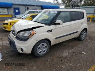 2012 Kia Soul with VIN KNDJT2A57C7411280, listed as a Copart auction lot 78108164 with 165,922 mi miles and Salvage Title. Bid and sale history available at carsss.com. Image 1.