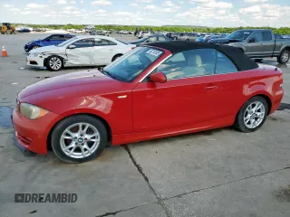 2008 BMW 1 Series 128i с VIN WBAUL73528VJ74267, выставлен на аукционе Copart как лот 56210305 с пробегом 99 387 миль миль и Чистый • Clean title. История ставок и продаж доступна на DreamBid. Изображение 1.