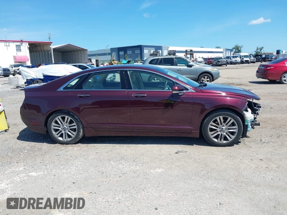 2013 Lincoln MKZ z VIN 3LN6L2GKXDR824996, wystawiony jako IAAI lot #42574204 z przebiegiem 81 370 mil mil oraz . Historia ofert i sprzedaży dostępna na DreamBid. Obrazek 13.