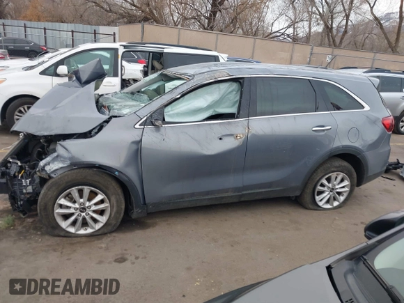 2020 Kia Sorento LX with VIN 5XYPG4A33LG623783, listed as a IAAI auction lot 41425268 with 39,284 mi miles. Bid and sale history available at carsss.com. Image 14.