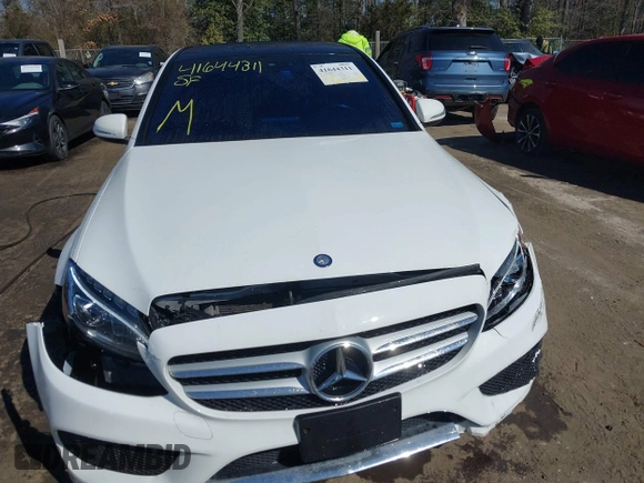 2015 Mercedes-Benz C 300 Luxury with VIN 55SWF4KBXFU078275, listed as a IAAI auction lot 41644311 with 118,429 mi miles and . Bid and sale history available at carsss.com. Image 12.
