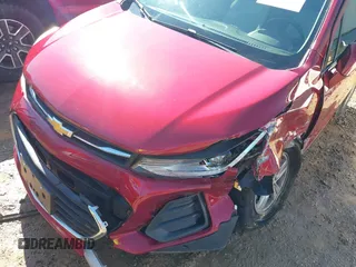 2018 Chevrolet Trax LT with VIN 3GNCJLSB2JL375569, listed as a IAAI auction lot 41377630 with 98,238 mi miles. Bid and sale history available at carsss.com. Image 6.