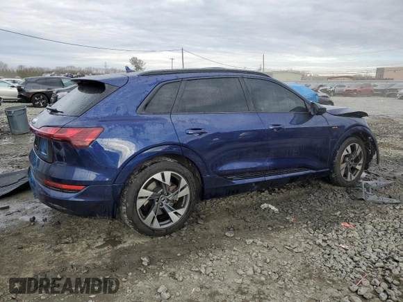 2022 Audi e-tron Premium with VIN WA1AAAGE7NB005033, listed as a Copart auction lot 83364684 with 62,878 mi miles and Salvage Title. Bid and sale history available at DreamBid. Image 3.