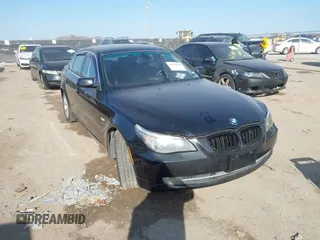 2009 BMW 5 Series 535i xDrive z VIN WBANV93529C133077, wystawiony jako IAAI lot #41216455 z przebiegiem 93 484 mil mil oraz . Historia ofert i sprzedaży dostępna na DreamBid. Obrazek 1.