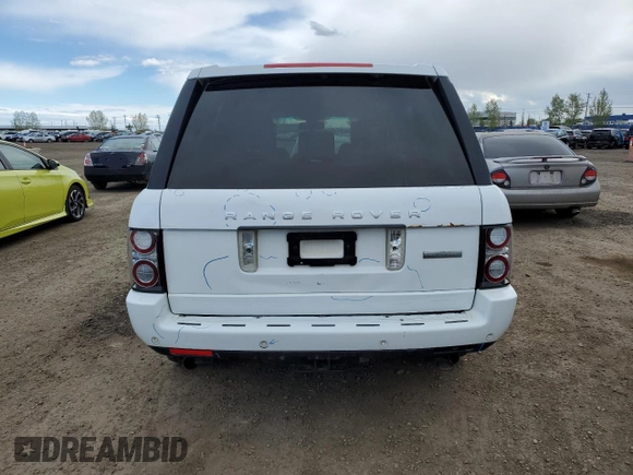2011 Land Rover Range Rover SC Autobiography z VIN SALMP1E43BA350615, wystawiony jako Copart lot #55450564 z przebiegiem 105 266 mil mil oraz Szkoda całkowita • Salvage title. Historia ofert i sprzedaży dostępna na DreamBid. Obrazek 6.