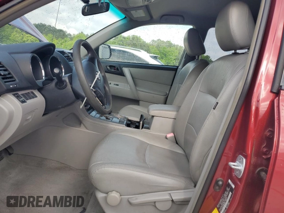 2008 Toyota Highlander with VIN JTEDS41A282028887, listed as a Copart auction lot 52763945 with 112,086 mi miles and Salvage title. Bid and sale history available at DreamBid. Image 7.