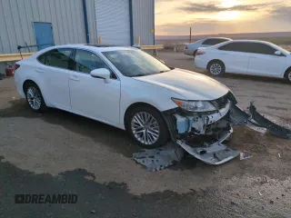 2013 Lexus ES 4dr Sdn with VIN JTHBK1GG1D2032833, listed as a Copart auction lot 49715755 with 73,764 mi miles and Salvage Title. Bid and sale history available at carsss.com. Image 4.
