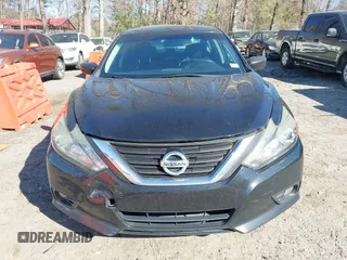 2017 Nissan Altima SR with VIN 1N4AL3AP7HC121794, listed as a IAAI auction lot 41685166 with 176,146 mi miles and . Bid and sale history available at carsss.com. Image 12.