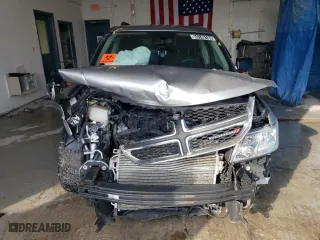 2018 Dodge Journey SE with VIN 3C4PDCAB5JT184389, listed as a Copart auction lot 51271175 with 110,083 mi miles and Clean Title. Bid and sale history available at carsss.com. Image 5.