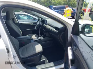 2021 Ford Escape SE with VIN 1FMCU9G62MUA64485, listed as a IAAI auction lot 42543278 with 51,930 mi miles and . Bid and sale history available at DreamBid. Image 5.