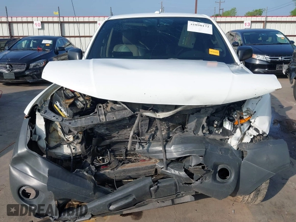 2015 Nissan Frontier Pro-4X with VIN 1N6AD0EV1FN717450, listed as a IAAI auction lot 41898172 with 141,739 mi miles and . Bid and sale history available at DreamBid. Image 6.