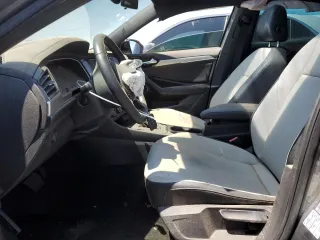 2019 Volkswagen Jetta S z VIN 3VWC57BU4KM165053, wystawiony jako Copart lot #57496775 z przebiegiem 76 937 mil mil oraz Szkoda całkowita • Salvage title. Historia ofert i sprzedaży dostępna na DreamBid. Obrazek 7.