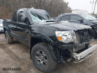 2011 Toyota Tacoma with VIN 5TFUU4EN9BX007217, listed as a IAAI auction lot 41798391 with 71,684 mi miles. Bid and sale history available at carsss.com. Image 1.
