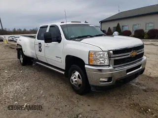 2014 Chevrolet Silverado 3500HD LTZ with VIN 1GC4K1C84EF101663, listed as a Copart auction lot 79486904 with 353,541 mi miles and Salvage Title. Bid and sale history available at carsss.com. Image 13.