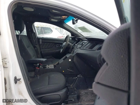 2017 Ford Police Interceptor Sedan with VIN 1FAHP2L88HG100142, listed as a IAAI auction lot 41608283 with 113,786 mi miles. Bid and sale history available at carsss.com. Image 5.
