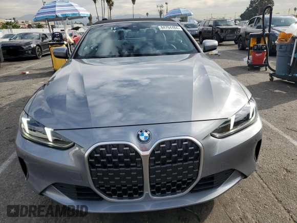 2025 BMW 4 Series 430i xDrive with VIN WBA53DB00SCS31111, listed as a Copart auction lot 84764484 with 4,724 mi miles and Clean Title. Bid and sale history available at DreamBid. Image 5.