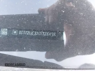 2016 GMC Sierra 2500HD Denali z VIN 1GT12UE81GF128498, wystawiony jako IAAI lot #41346398 z przebiegiem 164 532 mil mil oraz . Historia ofert i sprzedaży dostępna na DreamBid. Obrazek 9.