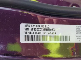 2021 Dodge Charger R/T z VIN 2C3CDXCTXMH650203, wystawiony jako IAAI lot #42114208 z przebiegiem 32 722 mil mil oraz . Historia ofert i sprzedaży dostępna na DreamBid. Obrazek 9.