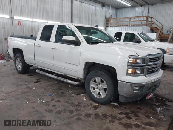 2015 Chevrolet Silverado 1500 LT with VIN 1GCVKREC5FZ175730, listed as a IAAI auction lot 41569809 with 200,755 mi miles. Bid and sale history available at carsss.com. Image 1.