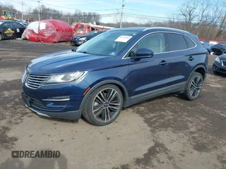 2017 Lincoln MKC Reserve z VIN 5LMTJ3DH0HUL70096, wystawiony jako IAAI lot #41621892 z przebiegiem 115 071 mil mil oraz . Historia ofert i sprzedaży dostępna na DreamBid. Obrazek 17.
