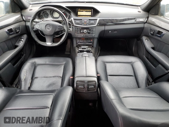 2010 Mercedes-Benz E-Class E 350 Luxury with VIN WDDHF5GB3AA103498, listed as a Copart auction lot 49733685 with 117,195 mi miles and Salvage Title. Bid and sale history available at carsss.com. Image 8.